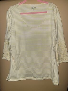 Hillard & Hanson Pale Yellow and White Striped Scoop Neck Eyelet Sleeve Top
